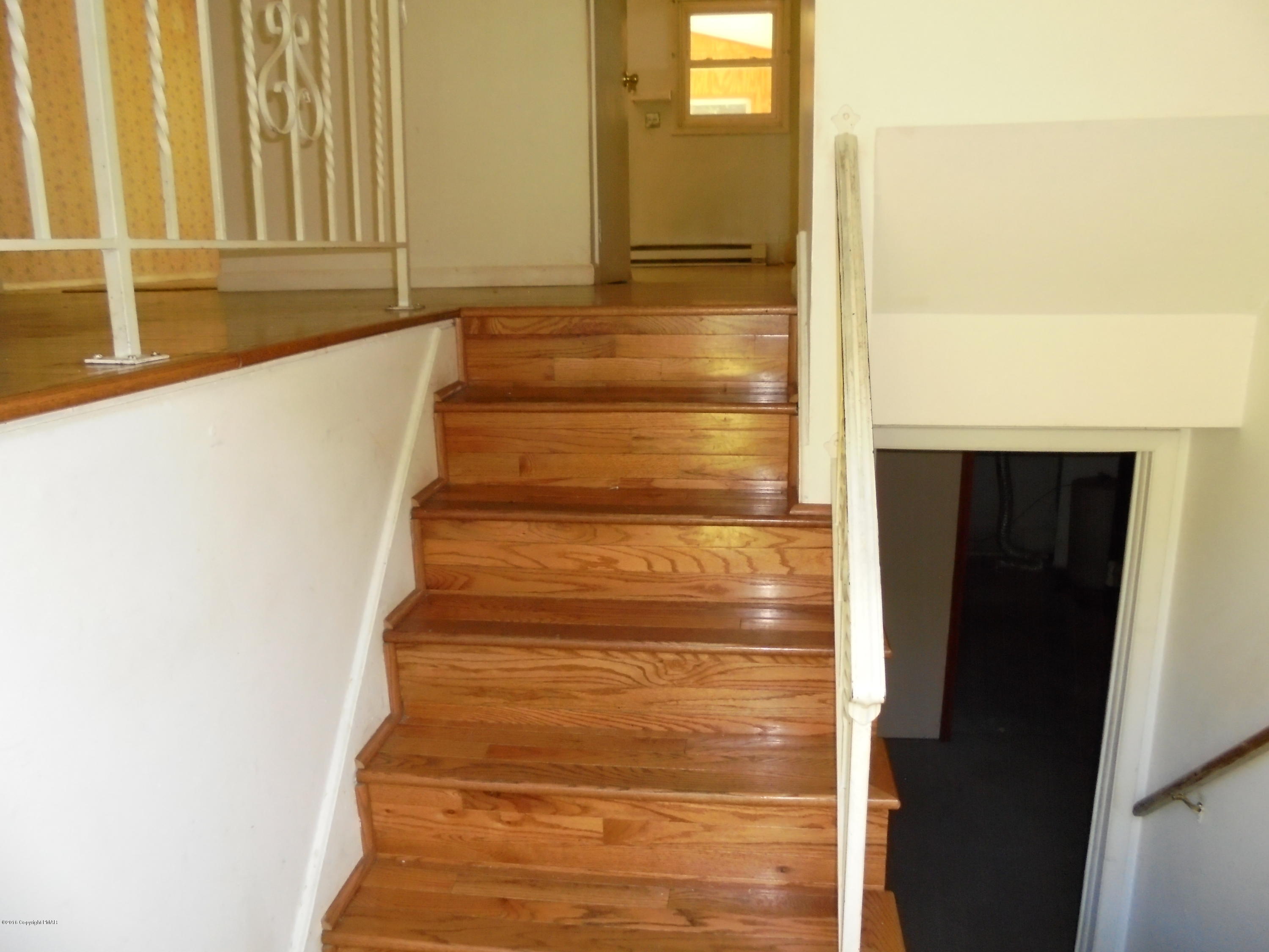 246 Lower Swiftwater Road Cresco, PA 18326 - Photo 3 of 24 entry