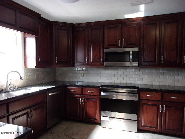 2395 Jenkins Road Bonifay, FL 32425 - Photo 6 of 33 Gallery Image 6