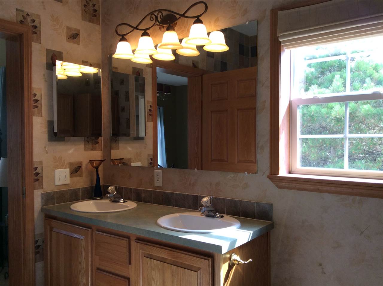 2534 North Setterbo Road Suttons Bay, MI 49682 - Photo 14 of 38 1819798-13.JPG