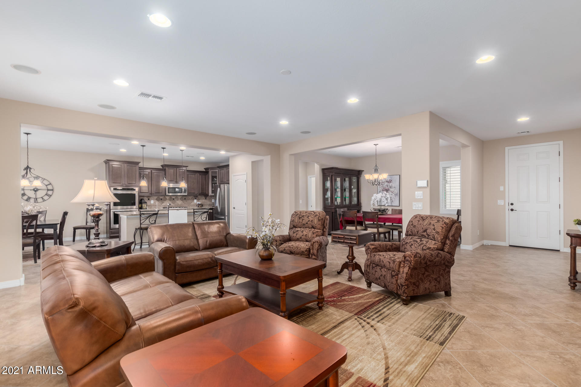 42121 West Rummy Road Maricopa, AZ 85138 - Photo 11 of 85 11 - Rummy