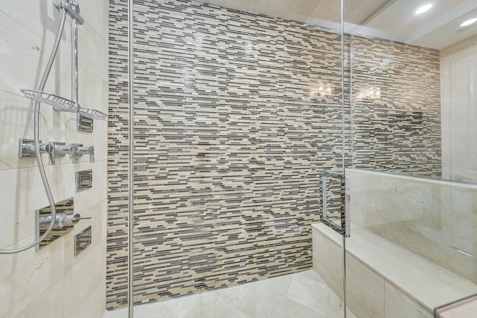 2121 West Roscoe Street, Unit 2 Chicago, IL 60618 - Photo 18 of 24 a bathroom with a shower
