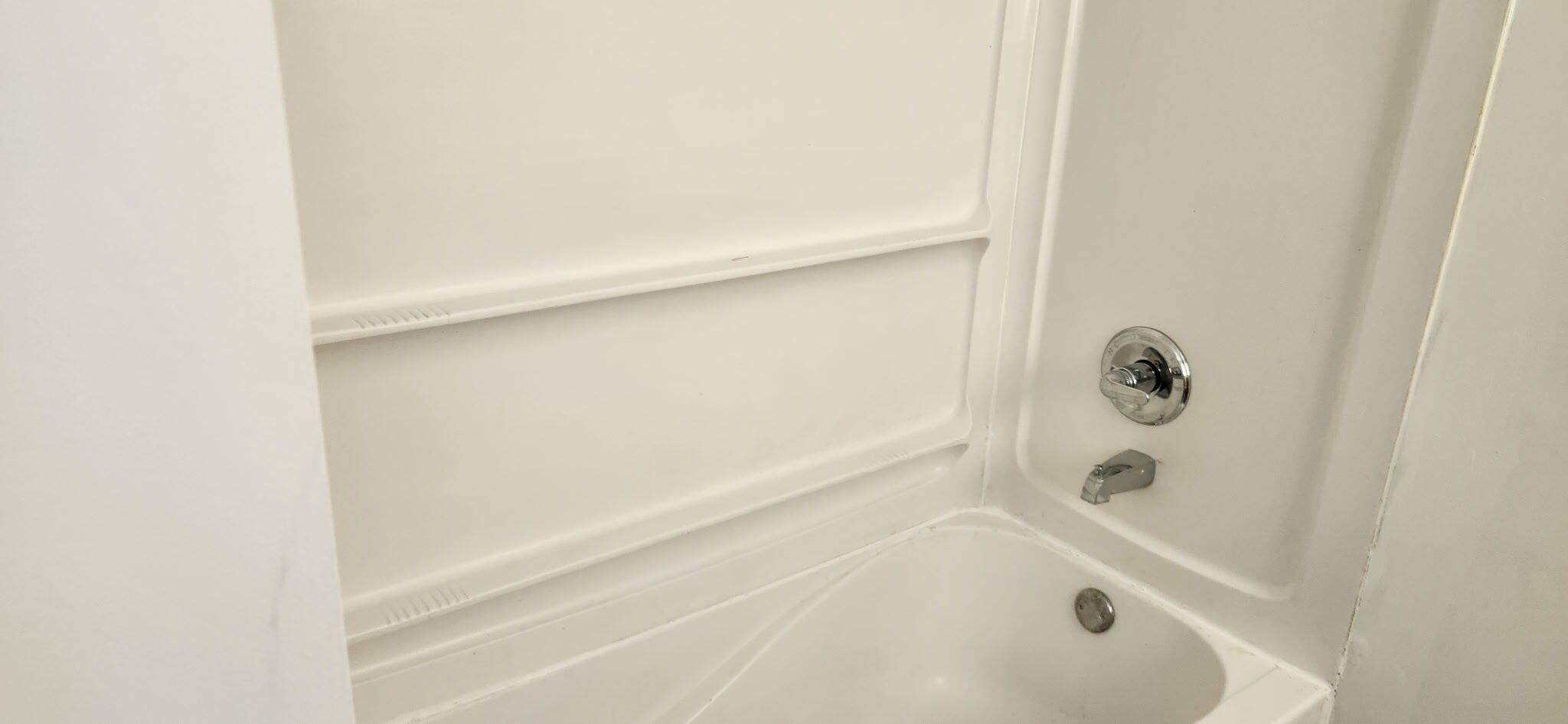 722-1 Capitol Road Valparaiso, IN 46385 - Photo 10 of 12 a close up of a bathtub