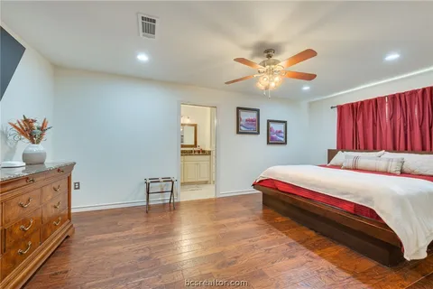 $400,000 | 2301 Barak Lane, Bryan, TX 77802