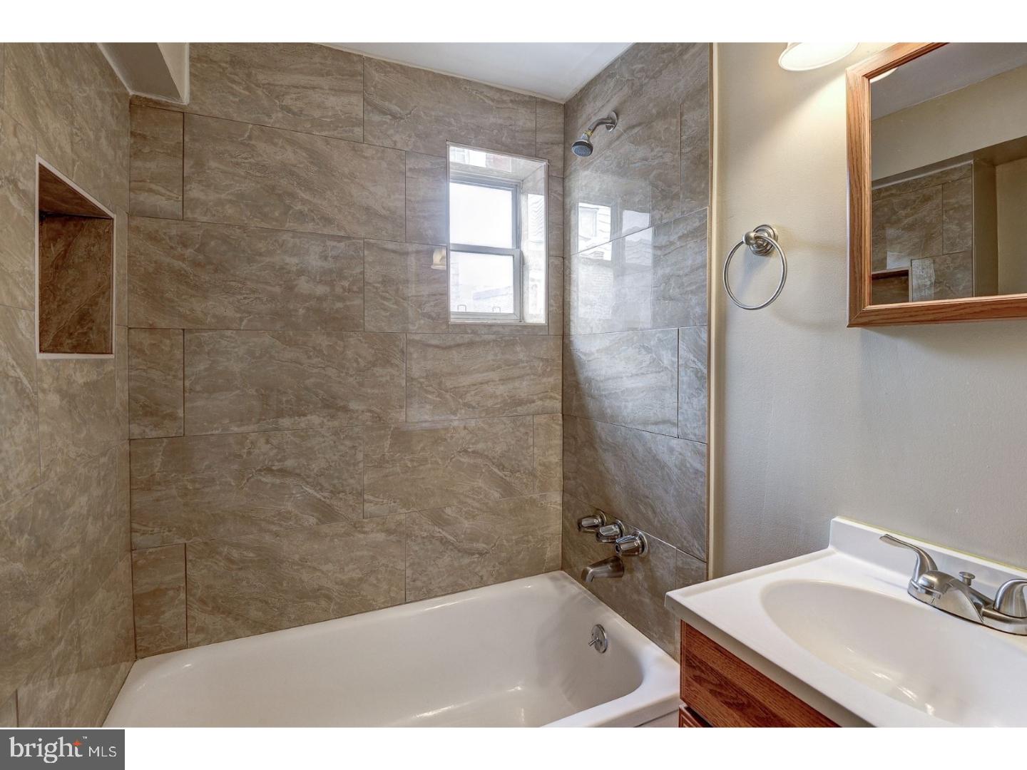 2666 Webb Street Philadelphia, PA 19125 - Photo 15 of 24