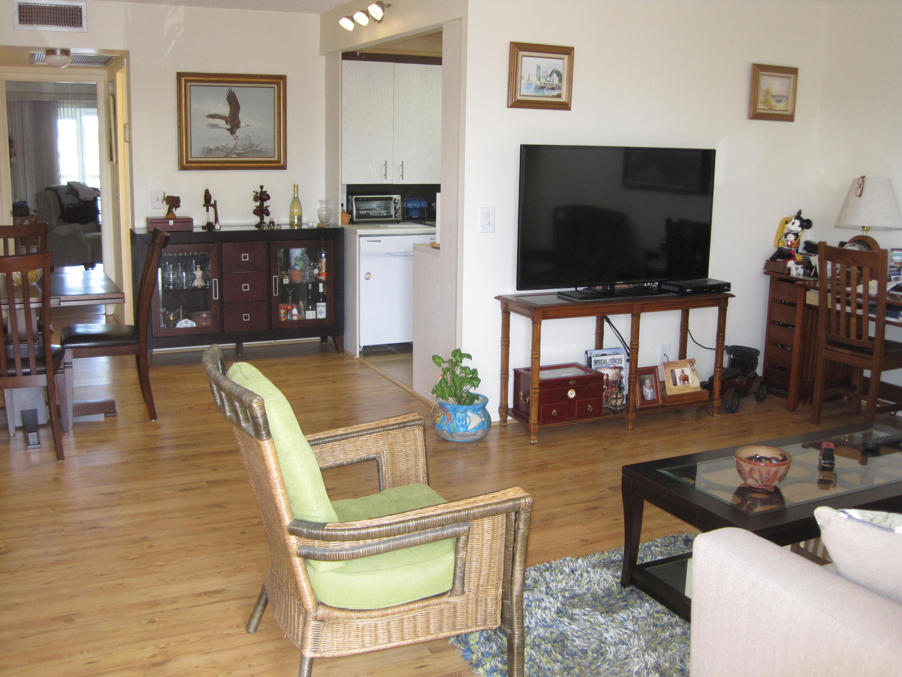 3093 Cornwall East Boca Raton, FL 33434 - Photo 13 of 45 LR & DR
