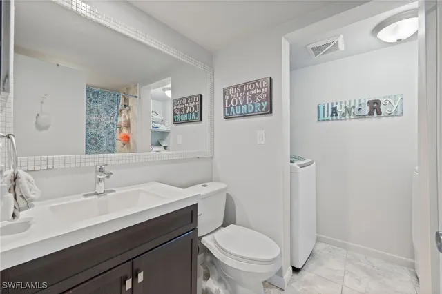 $173,000 | 5210 Cedarbend Drive, Unit 4, Fort Myers, FL 33919