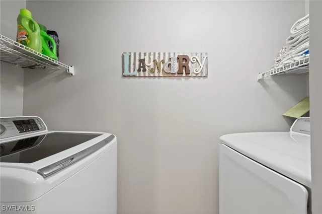 $173,000 | 5210 Cedarbend Drive, Unit 4, Fort Myers, FL 33919