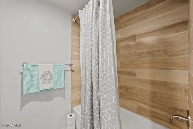 $173,000 | 5210 Cedarbend Drive, Unit 4, Fort Myers, FL 33919