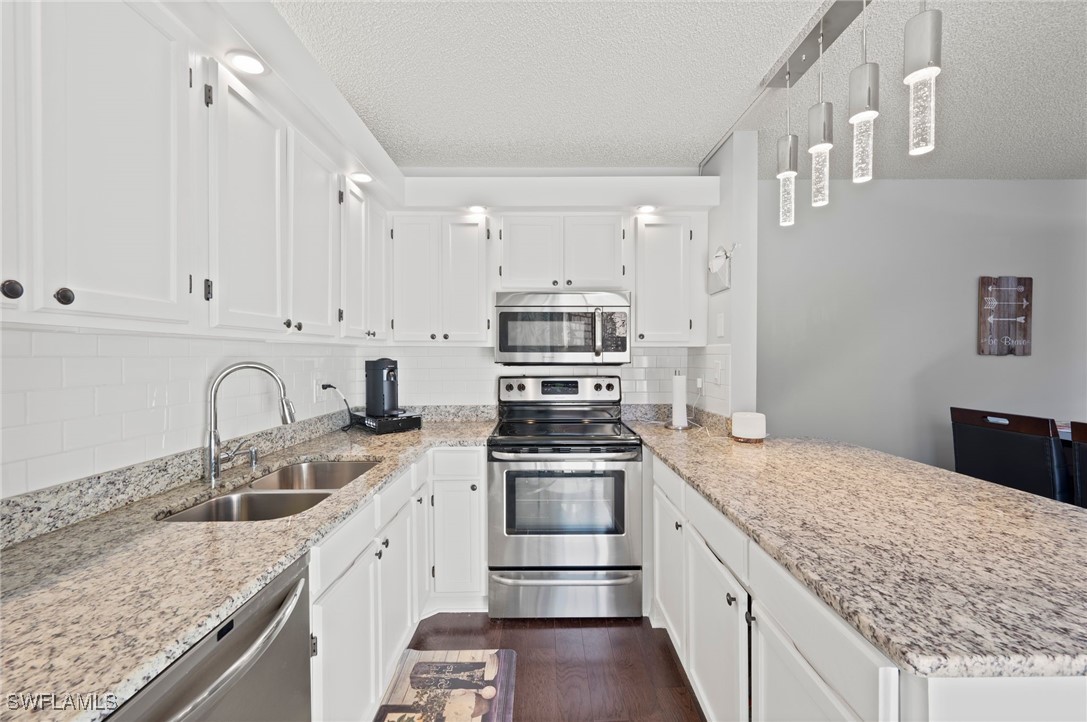 5210 Cedarbend Drive, Unit 4 Fort Myers, FL 33919 - Photo 10 of 22