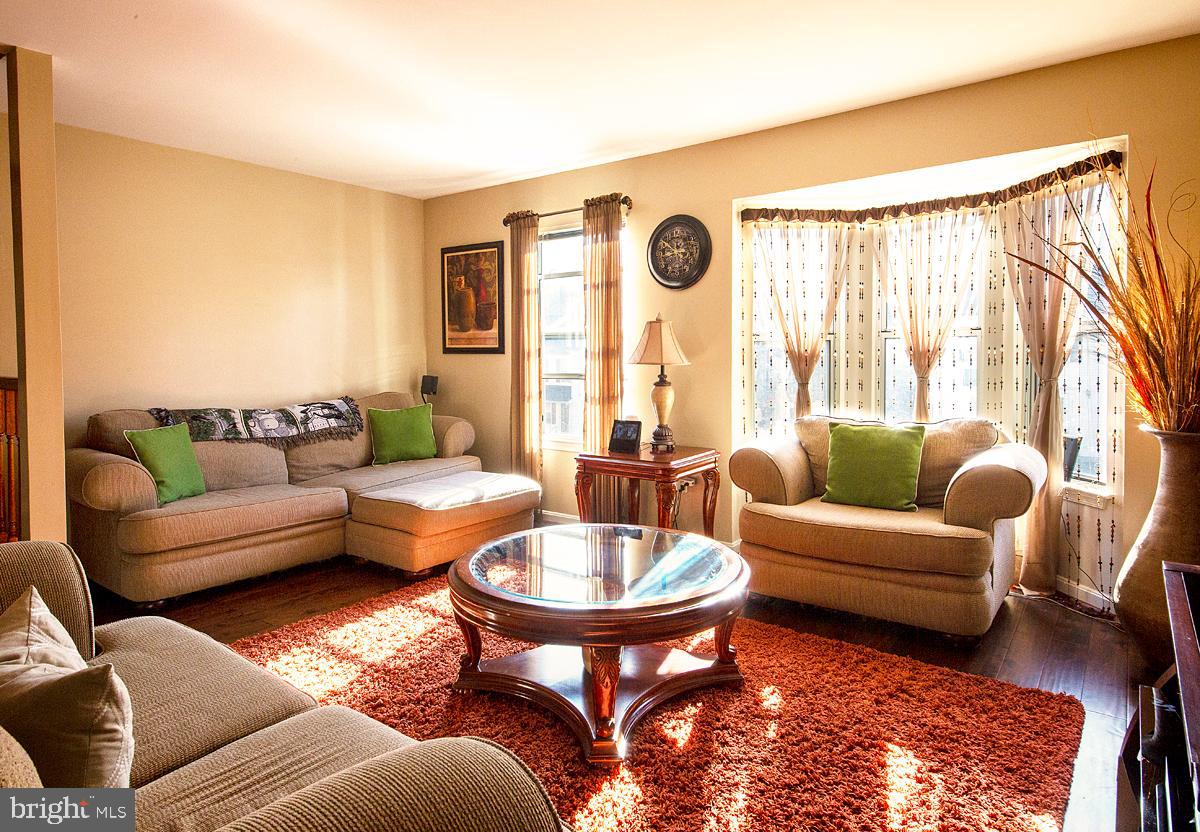 1130 Ingate Road Baltimore, MD 21227 - Photo 3 of 19 Gallery Image 3