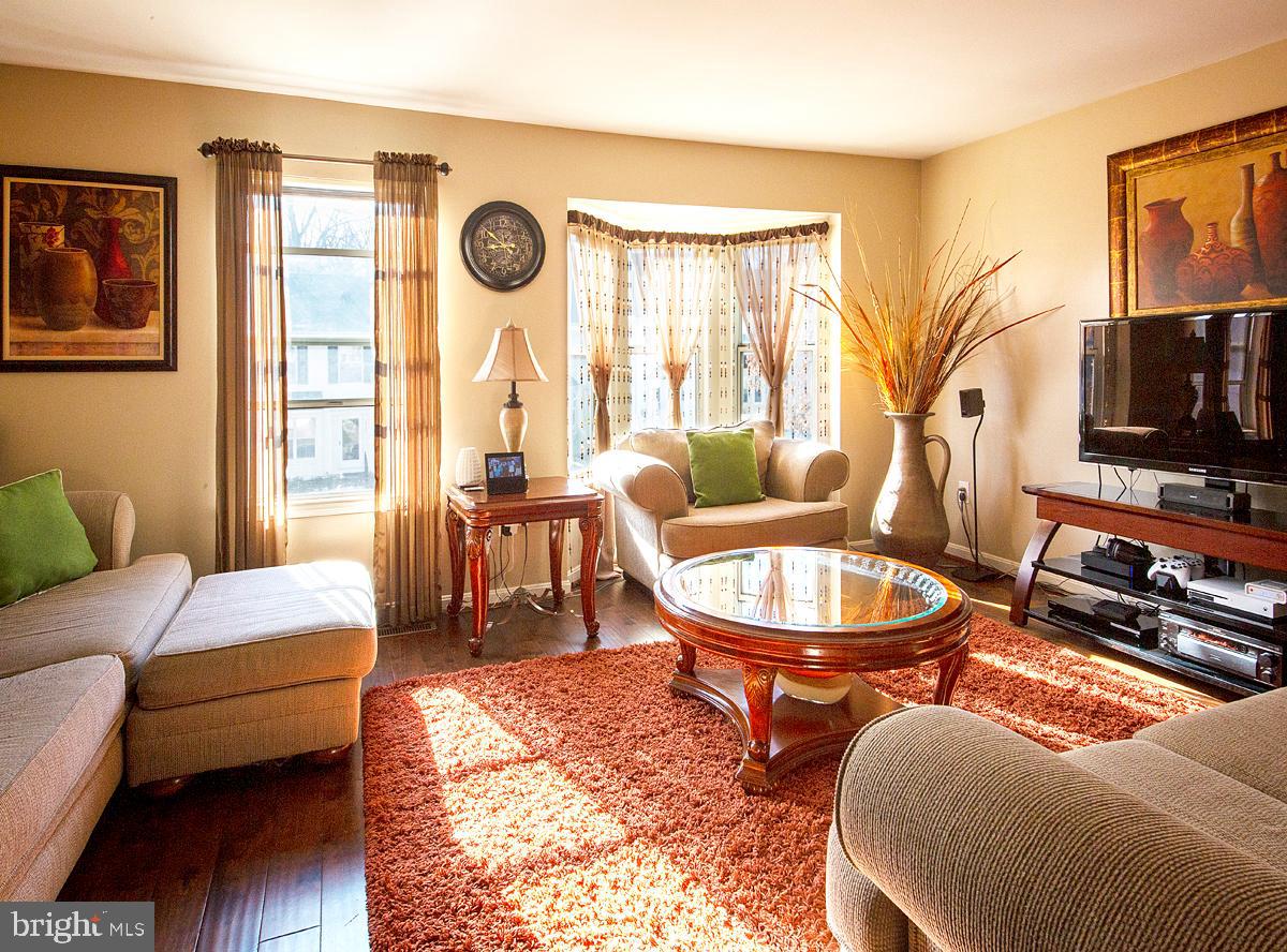 1130 Ingate Road Baltimore, MD 21227 - Photo 4 of 19 Gallery Image 4