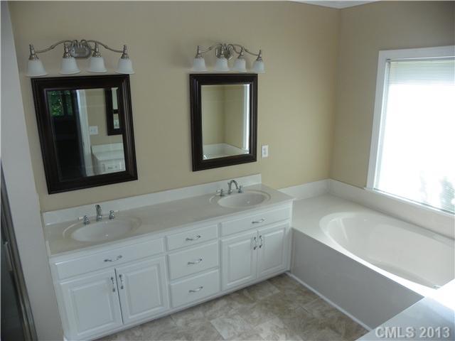 414 Williams Road, Unit 110 Harrisburg, NC 28075 - Photo 10 of 16 Gallery Image 10