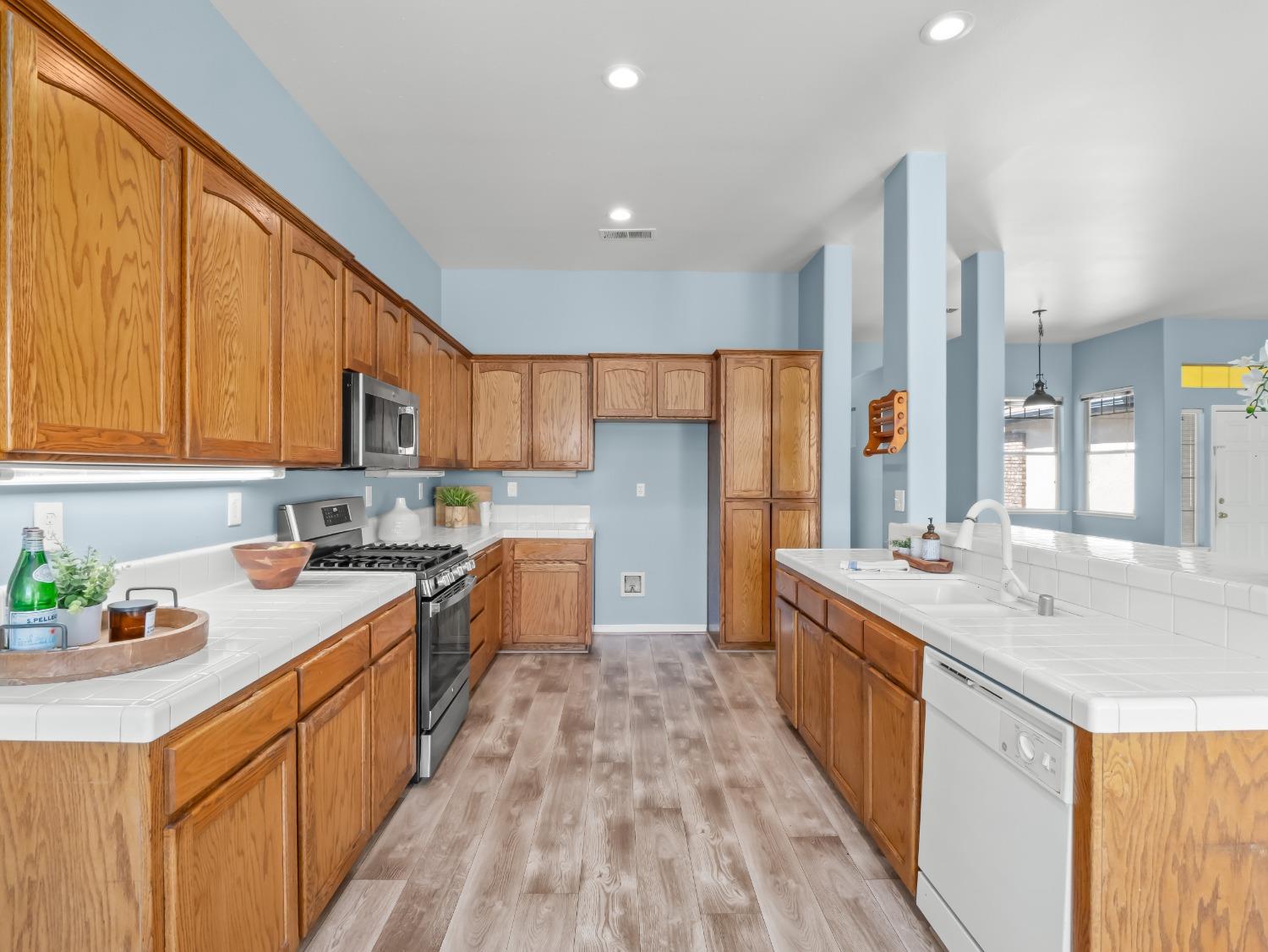 600 Haven Way Lemoore, CA 93245 - Photo 6 of 25