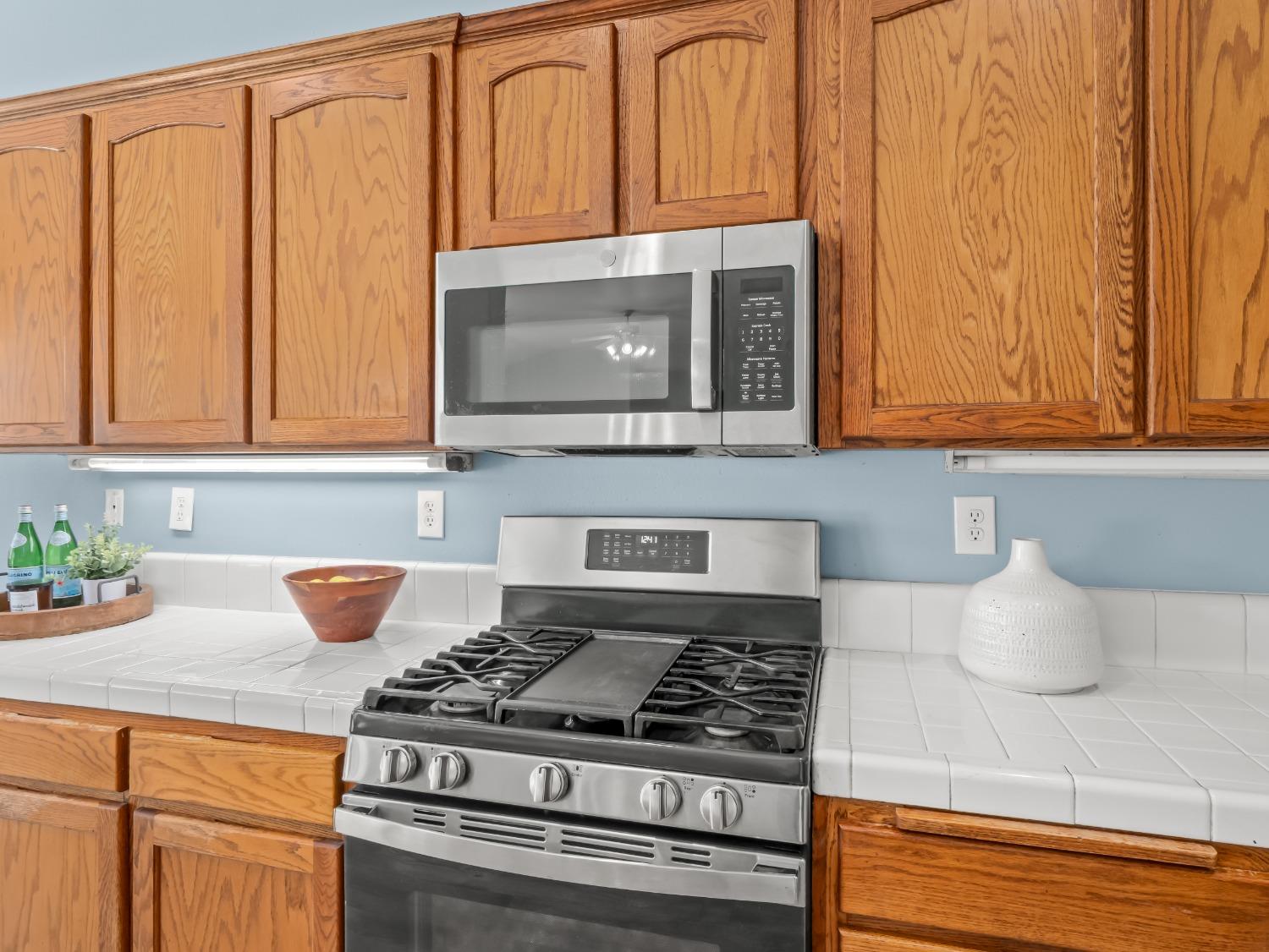 600 Haven Way Lemoore, CA 93245 - Photo 7 of 25