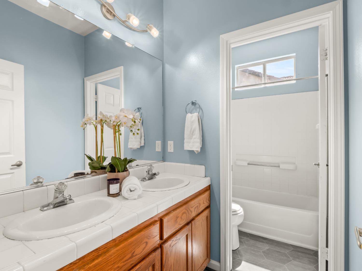 600 Haven Way Lemoore, CA 93245 - Photo 9 of 25