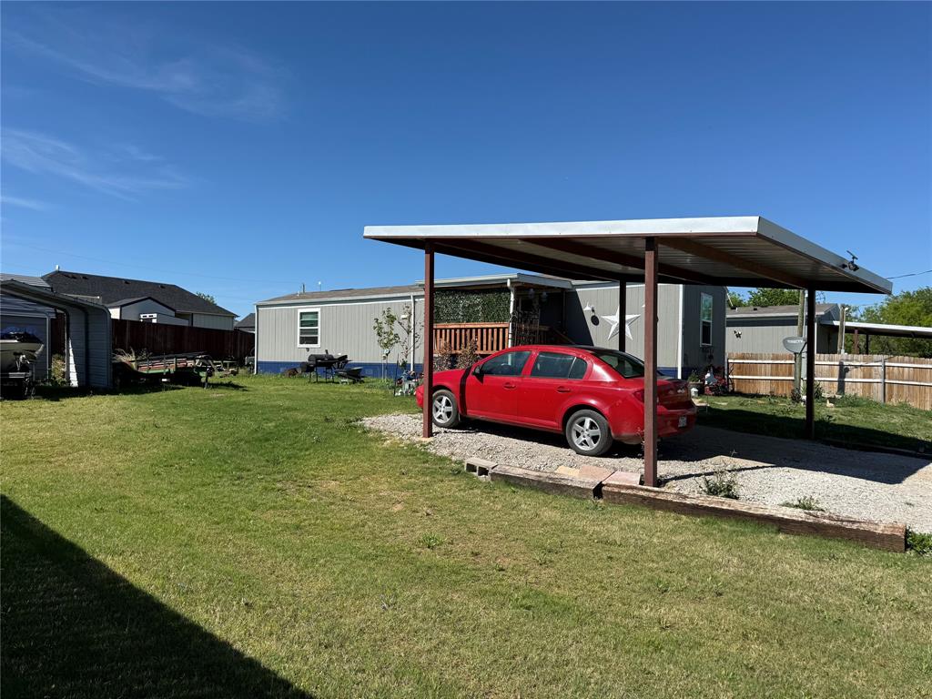 233 Overland Trail Jacksboro, TX 76458 - Photo 1 of 10 a view of car parked in front of house