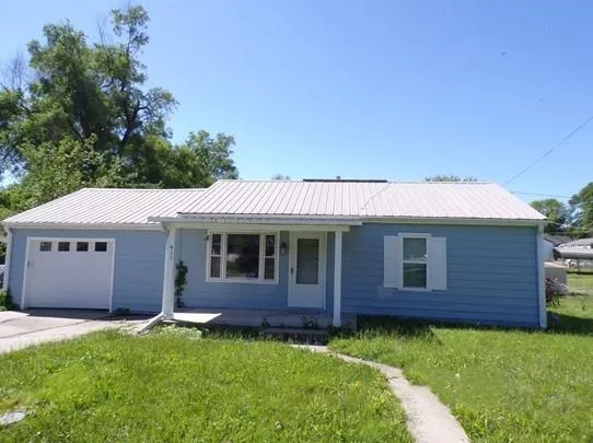 $1 | 411 Grandview Street, Richmond, MO 64085