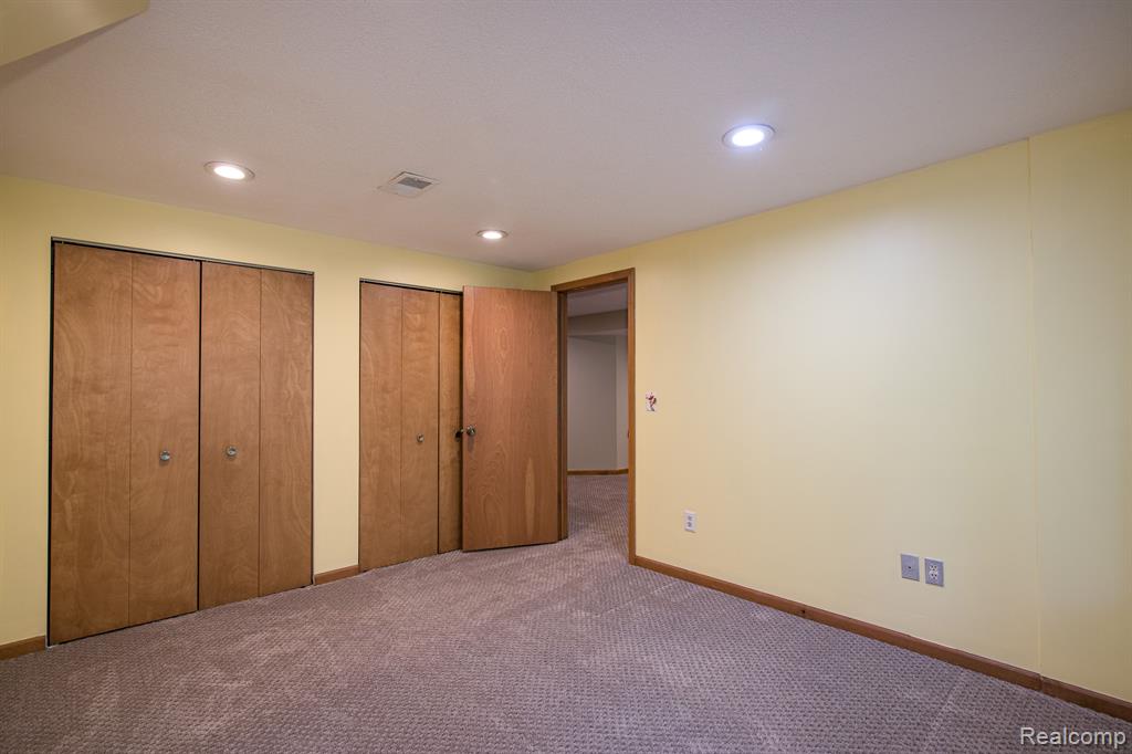 22140 River Ridge Trail, Unit 49 Farmington, MI 48335 - Photo 21 of 27