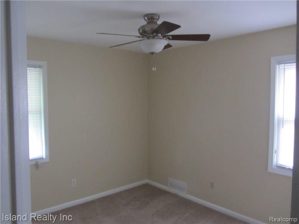 13273 Rosedale Street Southgate, MI 48195 - Photo 35 of 47