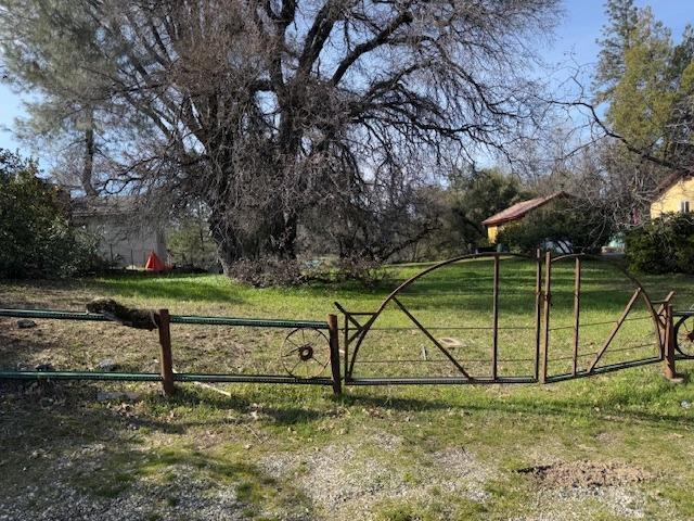 15 Sunset Avenue Colfax, CA 95713 - Photo 2 of 8 a view of a park