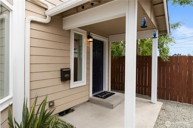 $474,999 | 5035 Pacific Avenue, Tacoma, WA 98408