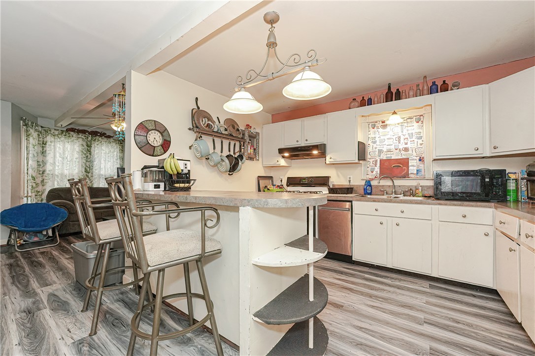 31 Wilson Avenue Woonsocket, RI 02895 - Photo 1 of 29 Gallery Image 1