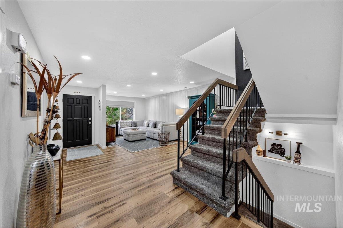760 Meaghan Place Boise, ID 83712 - Photo 11 of 38 Entrance foyer featuring light wood-type flooring and recessed lighting