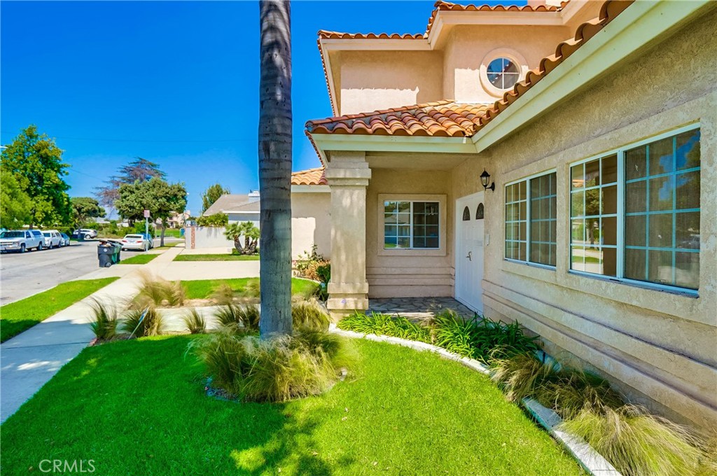 19614 Darien Place Torrance, CA 90503 - Photo 4 of 72