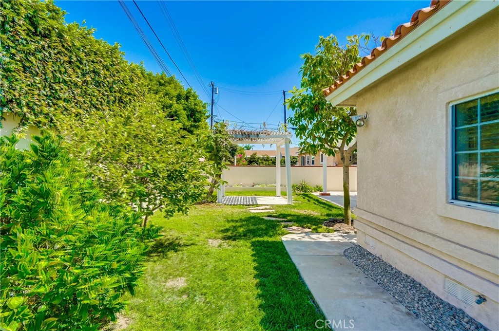 19614 Darien Place Torrance, CA 90503 - Photo 69 of 72 a view of a back yard of the house