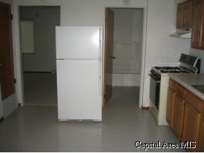 2279 South 6th Street Springfield, IL 62703 - Photo 4 of 8