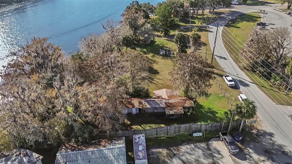 55512 Front Street Astor, FL 32102 - Photo 13 of 47