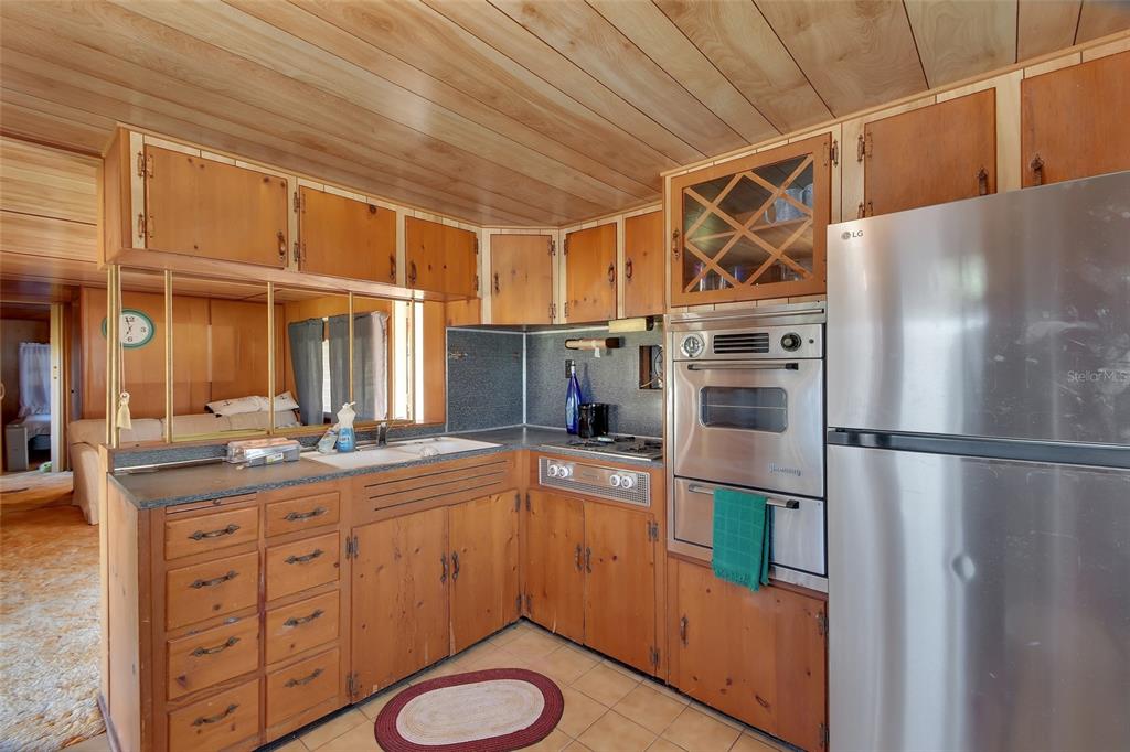 55512 Front Street Astor, FL 32102 - Photo 43 of 47