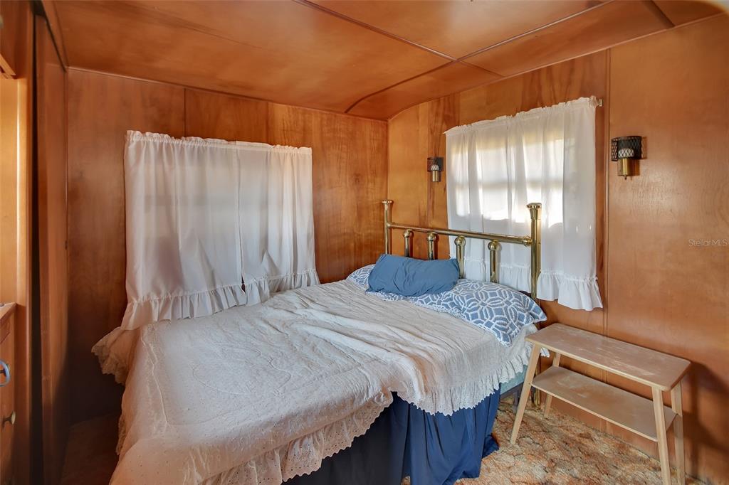 55512 Front Street Astor, FL 32102 - Photo 44 of 47