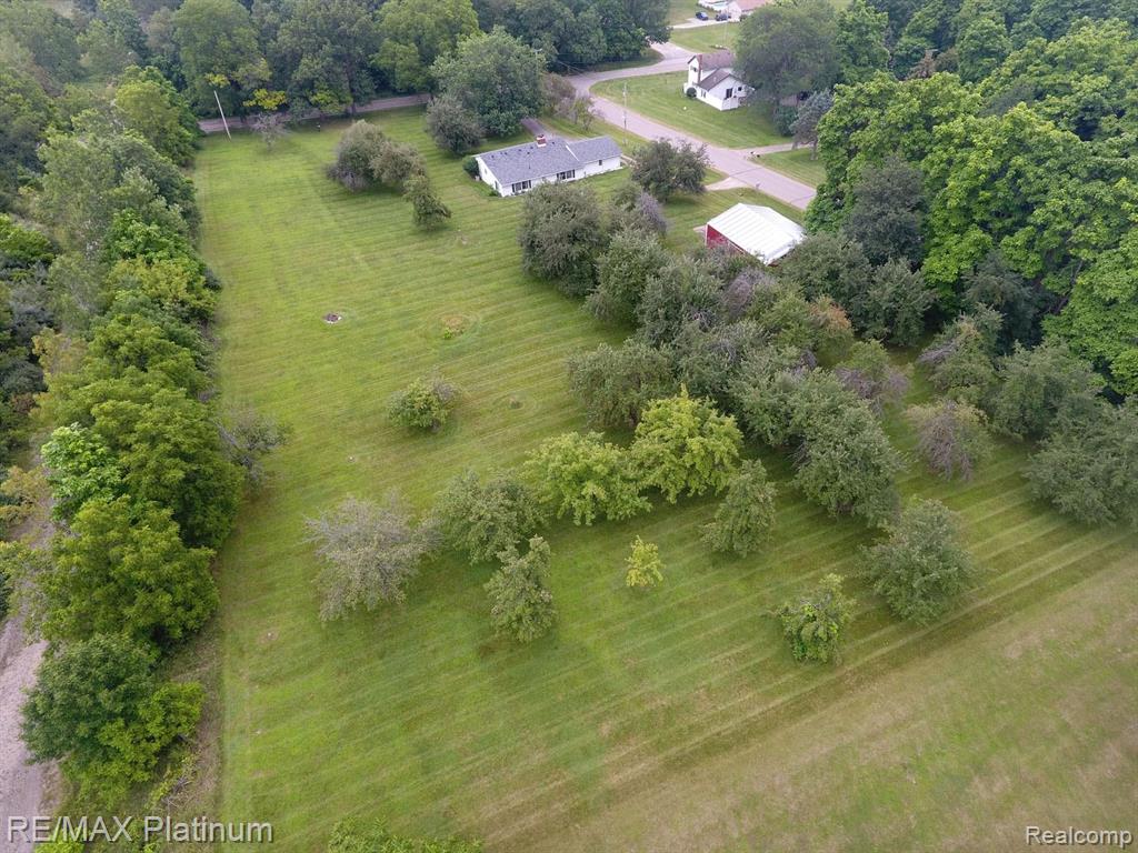 11367 Hartland Road Fenton, MI 48430 - Photo 16 of 20