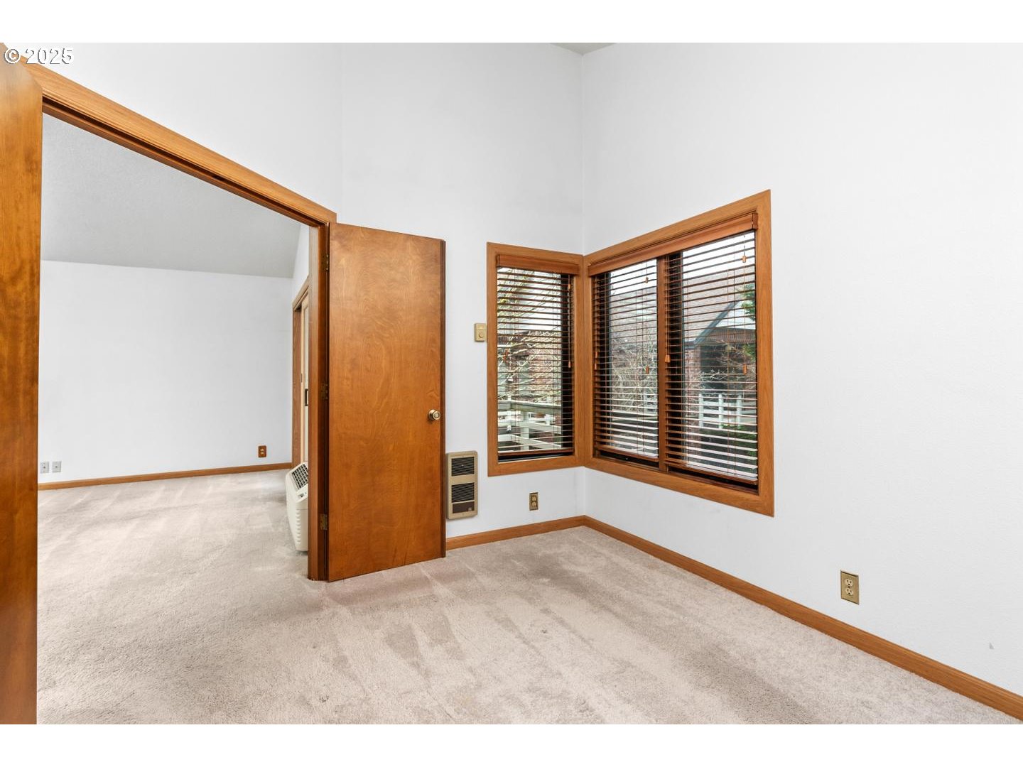 14945 Northeast Sacramento Street, Unit 36 Portland, OR 97230 - Photo 17 of 31