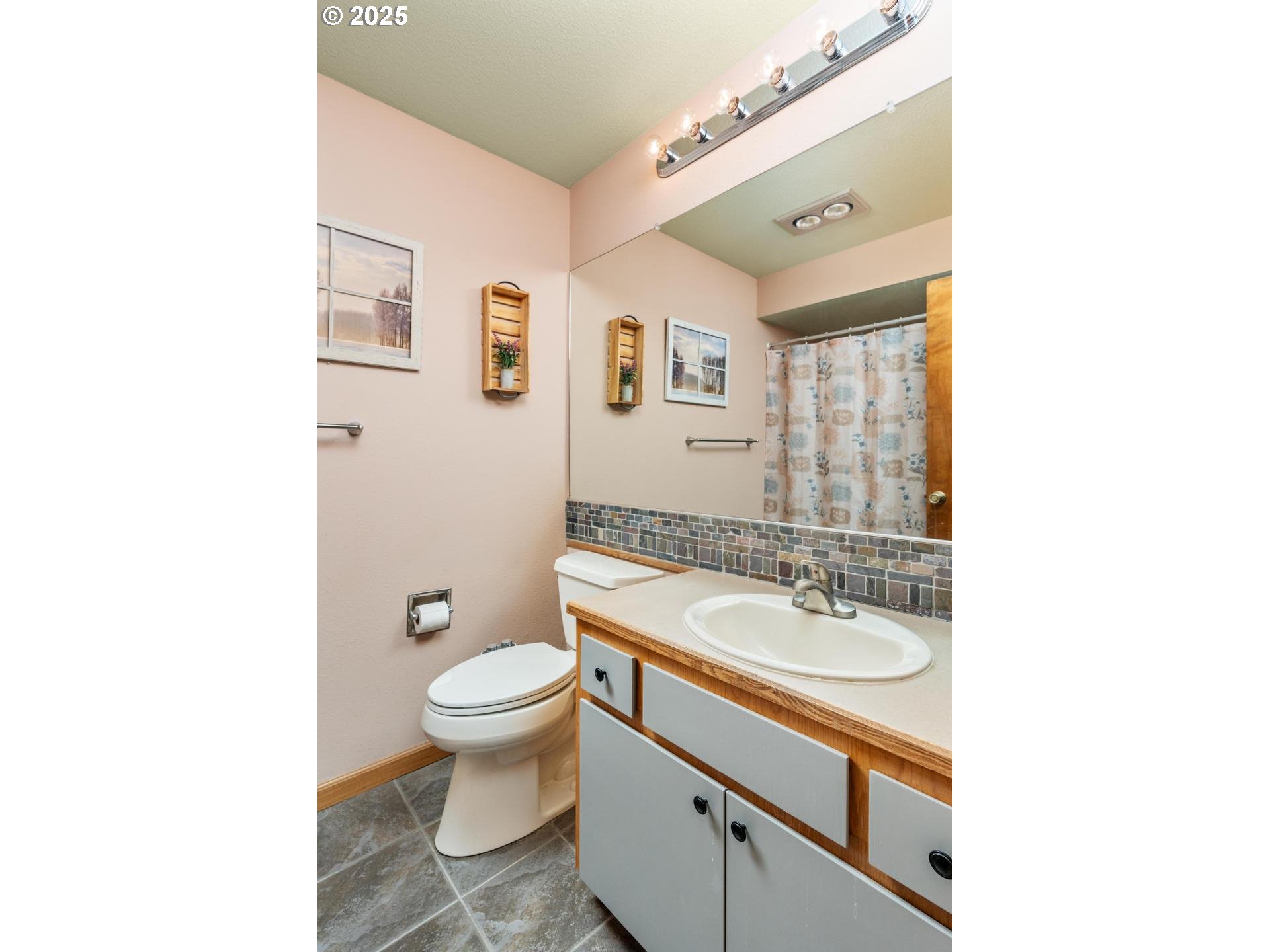 14945 Northeast Sacramento Street, Unit 36 Portland, OR 97230 - Photo 22 of 31