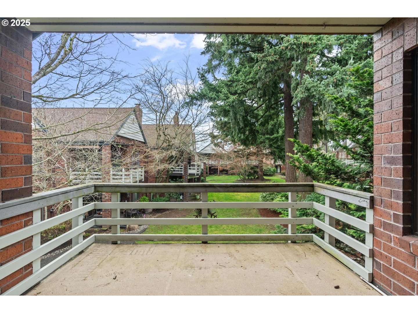 14945 Northeast Sacramento Street, Unit 36 Portland, OR 97230 - Photo 23 of 31