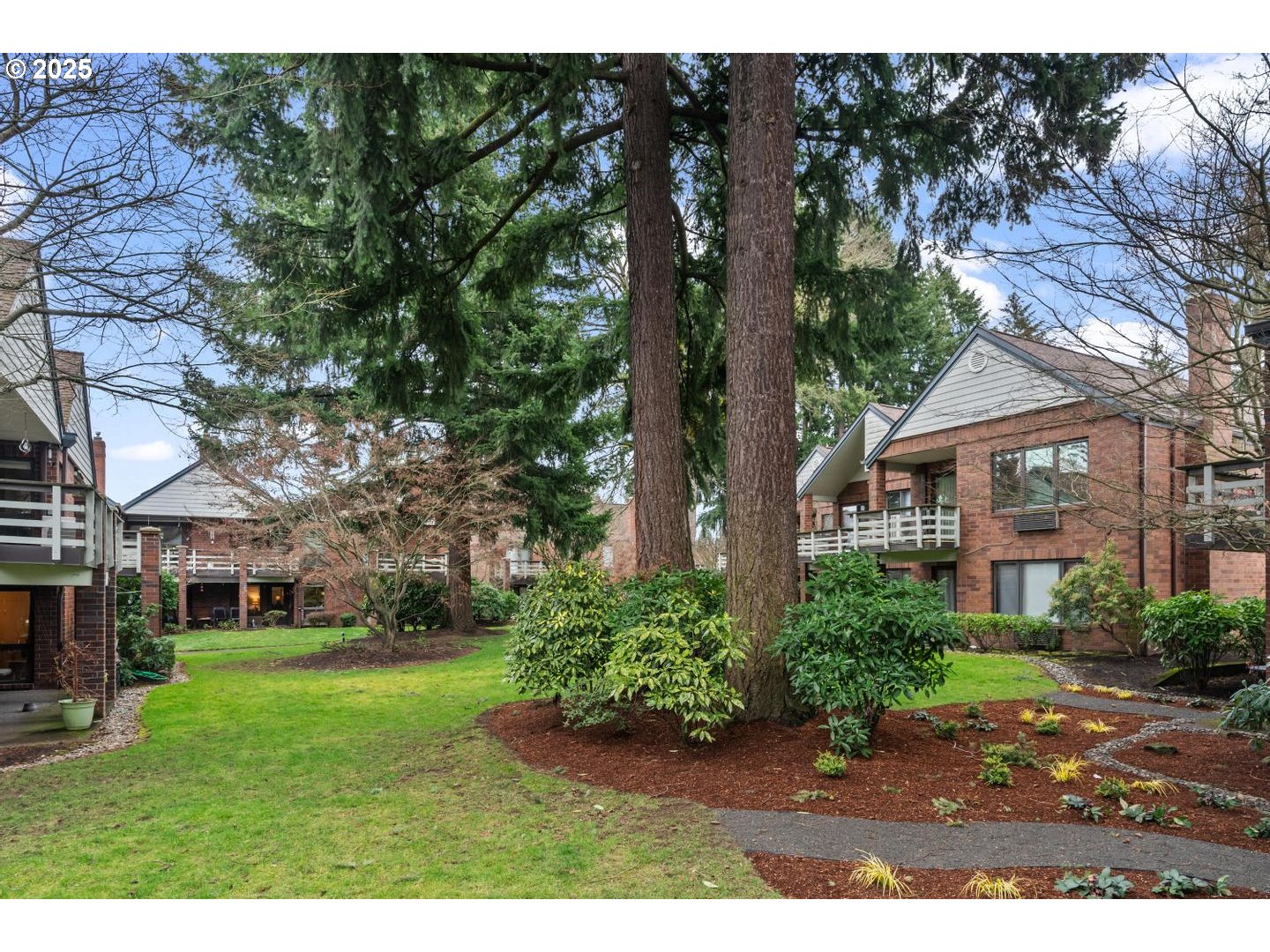 14945 Northeast Sacramento Street, Unit 36 Portland, OR 97230 - Photo 27 of 31