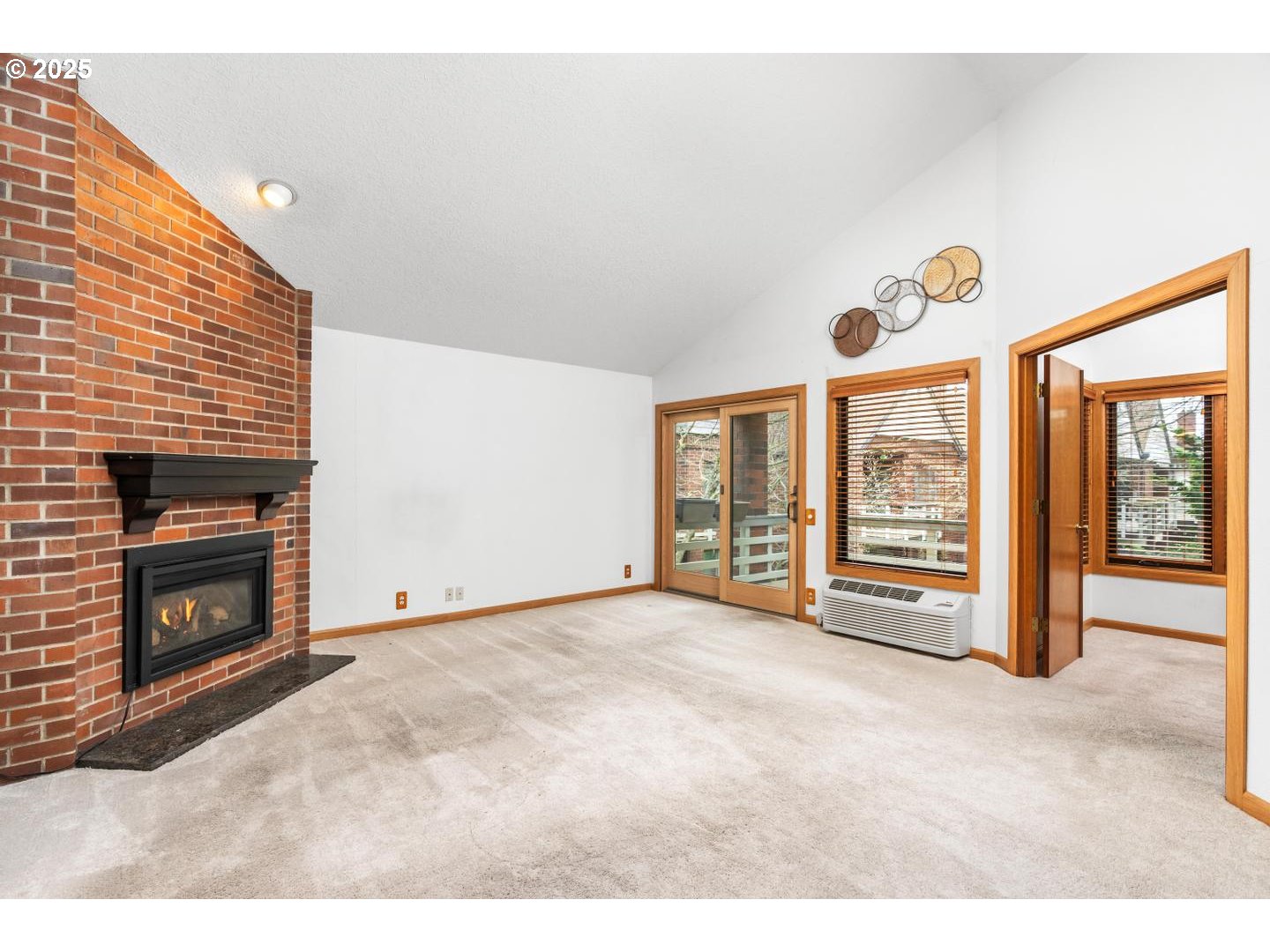 14945 Northeast Sacramento Street, Unit 36 Portland, OR 97230 - Photo 7 of 31