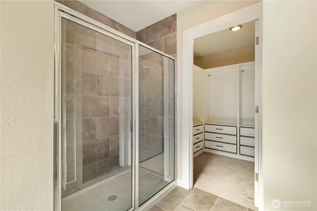 an empty room with window