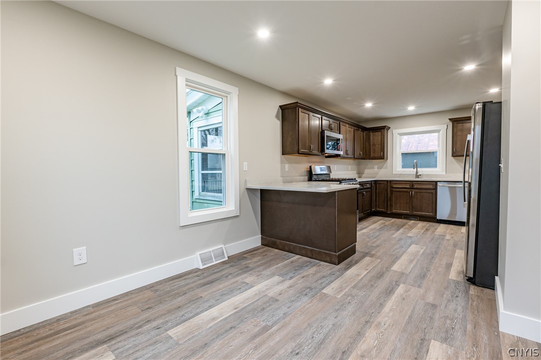 508 Clinton Street Rome, NY 13440 - Photo 11 of 32