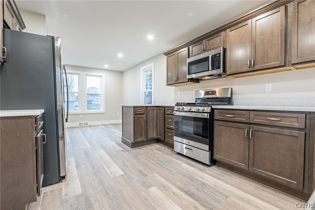 508 Clinton Street Rome, NY 13440 - Photo 6 of 32