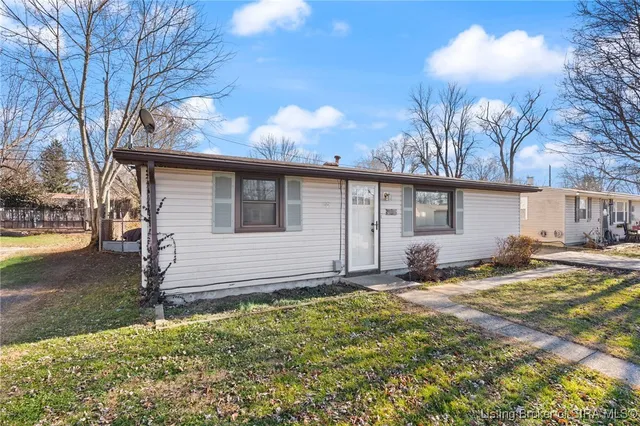 $160,000 | 308 Emily Avenue, Clarksville, IN 47129