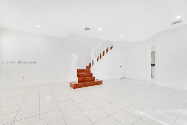 $2,550 | 27433 Southwest 137th Court, Unit 1, Homestead, FL 33032