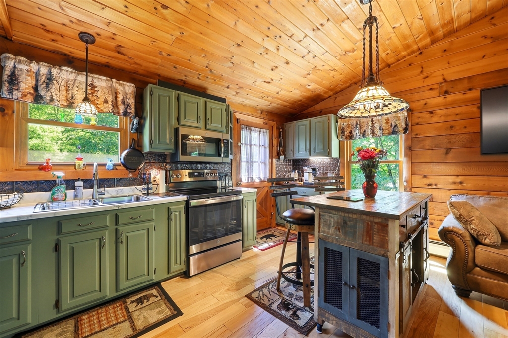 65 Old Poor Farm Road Ware, MA 01082 - Photo 6 of 40