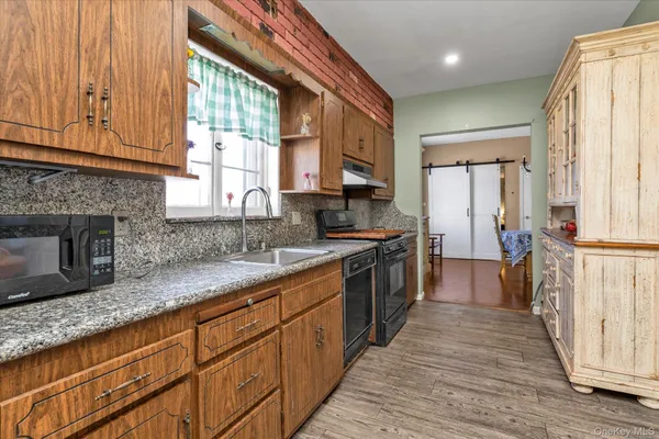 $1,299,000 | 1118 West Broadway, Hewlett, NY 11557