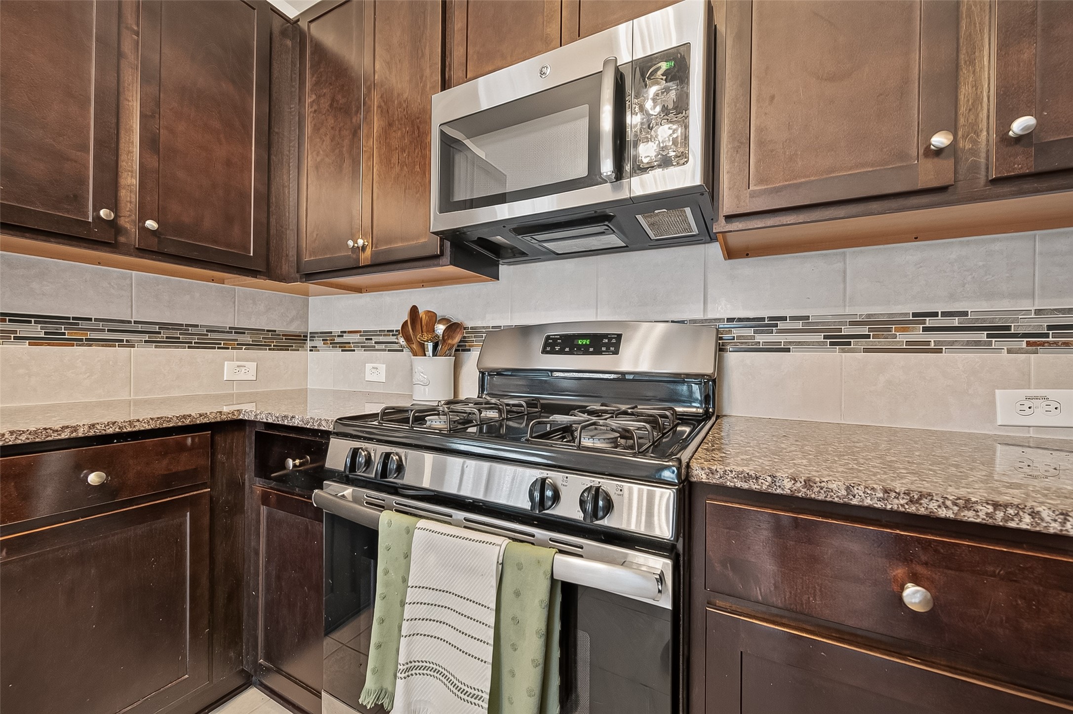 8 Desert Sun Court Manvel, TX 77578 - Photo 18 of 46