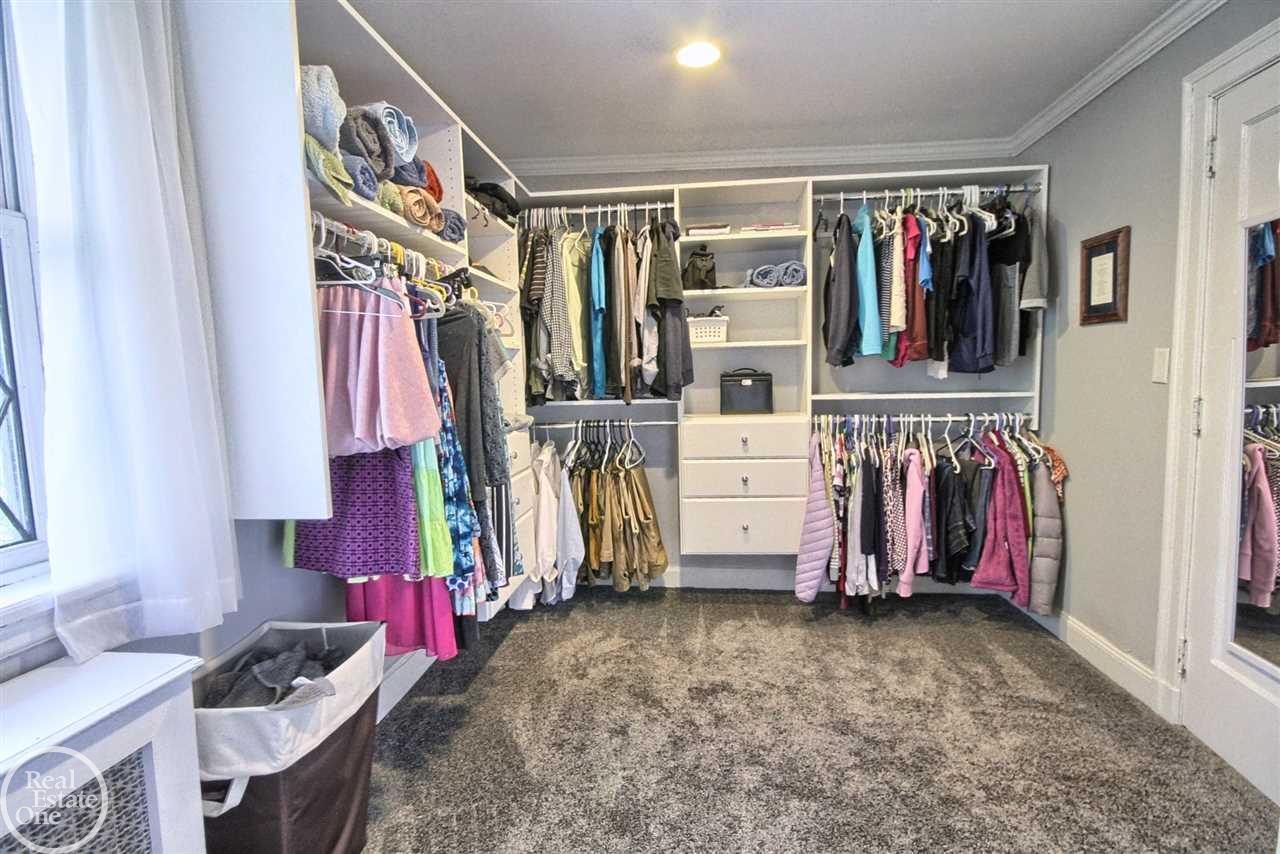 1045 Harvard Road Grosse Pointe Park, MI 48230 - Photo 18 of 29