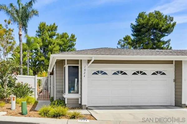 $799,000 | 1024 Gleneagles Place, Vista, CA 92081