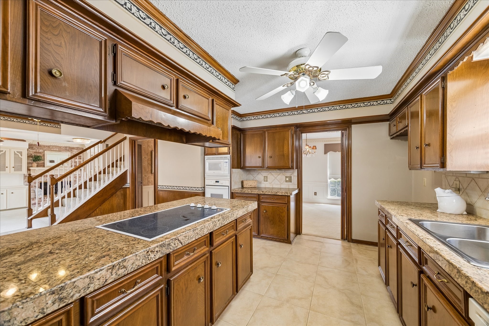 322 Enchanted River Drive Spring, TX 77388 - Photo 26 of 29 Kitchen leading into Dining Room